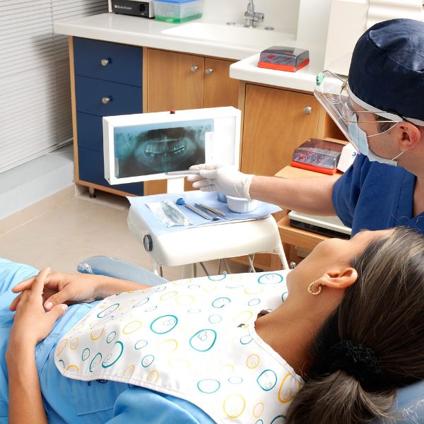 Entendendo a Estrutura de Suporte dos Dentes e a Perda Óssea Dentária.