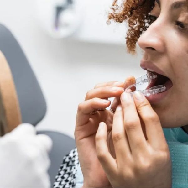 Alinhadores Ortodônticos como Solução Estética e Confortável.