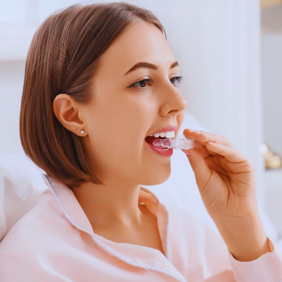 O bruxismo é uma condição caracterizada pelo ranger ou apertar involuntário dos dentes, que pode ocorrer tanto durante o sono quanto em momentos de vigília.